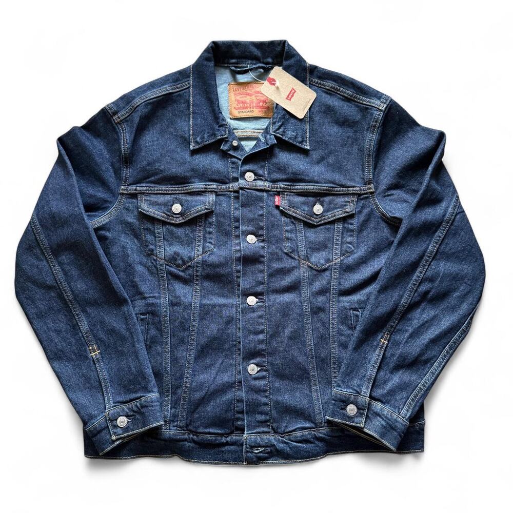 LEVI’S Standard Dark Wash Denim Trucker Jacket